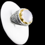 انگشتر عقیق کبود یمنی نقره مردانه دست ساز فاخر دور طلایی طرح عماد