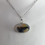 گردنبند عقیق شجر نقره دست ساز طرح درنا+حرز امام جواد (ع) +تربت امام حسین (ع) - Image 2