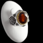 انگشتر گارنت نقره مردانه طرح دور طلایی یا حسین (ع)