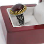 انگشتر گارنت نقره مردانه طرح دور طلایی زهیر - Image 2