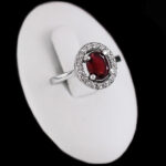 انگشتر گارنت اصل نقره زنانه طرح غنچه