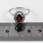 انگشتر گارنت اصل نقره زنانه طرح غنچه - Image 3