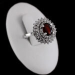 انگشتر گارنت نقره زنانه طرح کاملیا