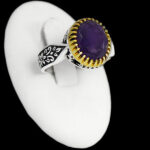 انگشتر آمیتیست الماس تراش نقره مردانه طرح دور طلایی ساکار