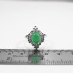 انگشتر عقیق سبز نقره زنانه طرح مینو - Image 2