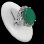 انگشتر عقیق سبز نقره زنانه طرح آدینه