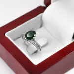 انگشتر زمرد الماس تراش نقره زنانه طرح مها - Image 2