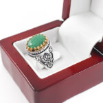 انگشتر زمرد الماس تراش نقره مردانه طرح دور طلایی افشین - Image 3