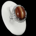 انگشتر عقیق سلیمانی نقره زنانه طرح آدینه - Image 4