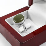 انگشتر یشم یمنی نقره مردانه طرح تادا - Image 4