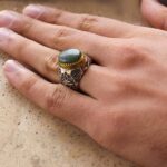 انگشتر یشم یمنی نقره مردانه طرح دورطلایی فانتزی یاعلی (ع) - Image 4