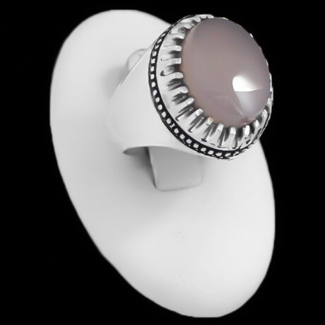 انگشتر عقیق کبود یمنی نقره دست ساز مردانه طرح فاخر فیلی دورچنگ