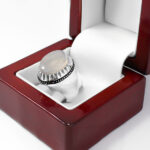 انگشتر عقیق کبود یمنی نقره دست ساز مردانه فاخر طرح فیلی دورچنگ - Image 2