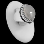 انگشتر عقیق کبود یمنی نقره دست ساز مردانه فاخر طرح فیلی دورچنگ