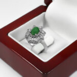 انگشتر یشم نقره زنانه طرح گلبرگ - Image 2