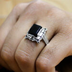 انگشتر عقیق مشکی نقره دست ساز طرح کایا - Image 2