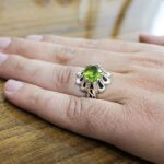 انگشتر زبرجد الماس تراش نقره مردانه دست ساز طرح آیین - Image 4