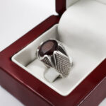 انگشتر گارنت نقره مردانه طرح آریامن - Image 3