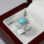 انگشتر فیروزه نیشابوری نقره زنانه طرح پرتو - Image 3