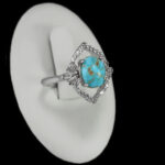 انگشتر فیروزه نیشابوری نقره زنانه طرح پرستا