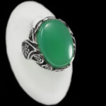 انگشتر عقیق سبز نقره مردانه طرح بارمان