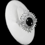 انگشتر عقیق مشکی نقره زنانه طرح برفین