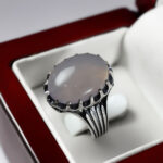 انگشتر عقیق کبود یمنی نقره مردانه طرح بهیان - Image 2