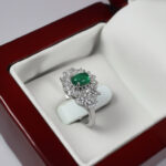 انگشتر عقیق سبز نقره زنانه طرح پاکنوش ۲ - Image 3