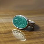انگشتر عقیق سبز نقره مردانه طرح "یا قاضی الحاجات" - Image 4