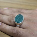 انگشتر عقیق سبز نقره مردانه طرح "یا قاضی الحاجات" - Image 5