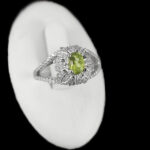 انگشتر زبرجد الماس تراش نقره زنانه طرح انوشا - Image 4