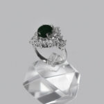 انگشتر زمرد الماس تراش نقره زنانه طرح اوین - Image 2