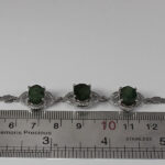 دستبند زمرد الماس تراش نقره زنانه طرح ایثار - Image 3