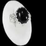 انگشتر عقیق مشکی نقره مردانه طرح پهلوان