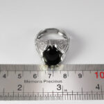 انگشتر عقیق مشکی نقره مردانه طرح پهند - Image 4