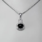 گردنبند عقیق سیاه نقره زنانه طرح الشاد - Image 2