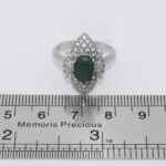 انگشتر زمرد زامبیا الماس تراش نقره زنانه طرح چمان - Image 2