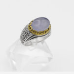 انگشتر عقیق کبود یمنی نقره مردانه طرح دورطلایی شروین - Image 3