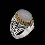 انگشتر عقیق کبود یمنی نقره مردانه طرح دورطلایی رائد