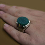 انگشتر عقیق سبز نقره مردانه طرح دور طلایی یا فاطمه الزهرا (س) - Image 4