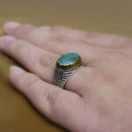 انگشتر زمرد هندی الماس تراش نقره مردانه دور طلایی طرح شروین - Image 4