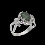 انگشتر زمرد زامبیا الماس تراش نقره زنانه طرح رائده