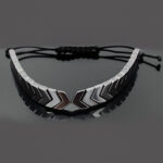 دستبند حدید صینی فانتزی دخترانه و پسرانه طرح فانتزی جهت