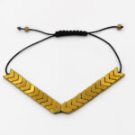 دستبند حدید صینی فانتزی دخترانه و پسرانه طرح فانتزی طلایی جهت - Image 3