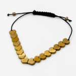 دستبند حدید صینی فانتزی دخترانه و پسرانه طرح فانتزی طلایی قلب - Image 2