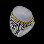 انگشتر عقیق کبود یمنی نقره مردانه طرح دورطلایی فاخر کمیل - Image 5