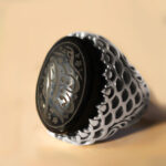 انگشتر عقیق مشکی نقره مردانه طرح "نصر من الله و فتح قریب" - Image 2