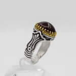 انگشتر گارنت نقره مردانه طرح دورطلایی کوروش - Image 3