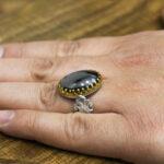 انگشتر حدید صینی نقره مردانه طرح دیندار + حکاکی - Image 2