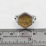 انگشتر حرز امام جواد (ع) نقره مردانه و زنانه طرح شش ضلعی "من یتق الله" + تربت امام حسین (ع) - Image 3